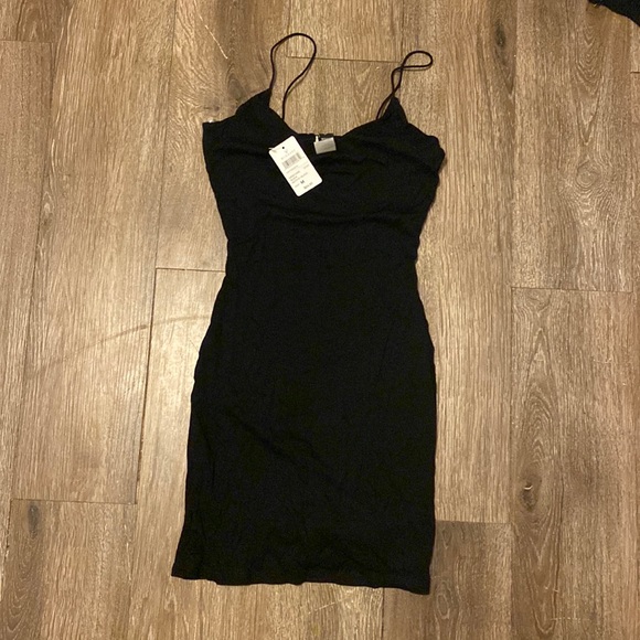 NWT Windsor bodycon mini dress. - Picture 2 of 5